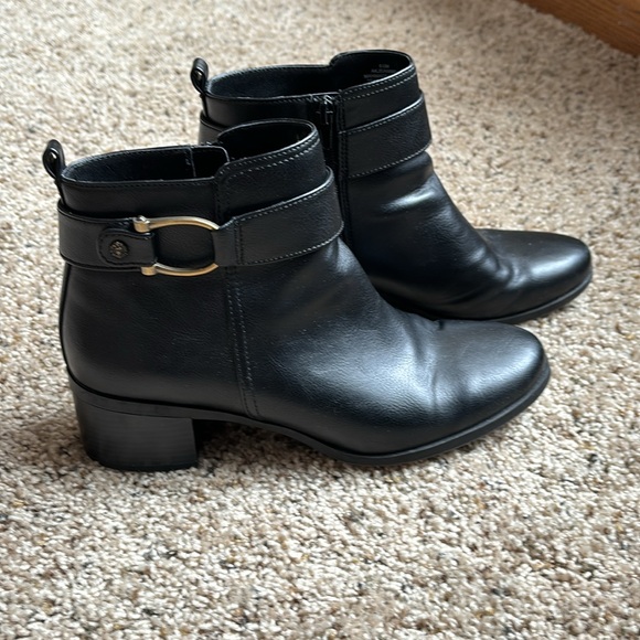 Anne Klein Boots - Picture 3 of 9
